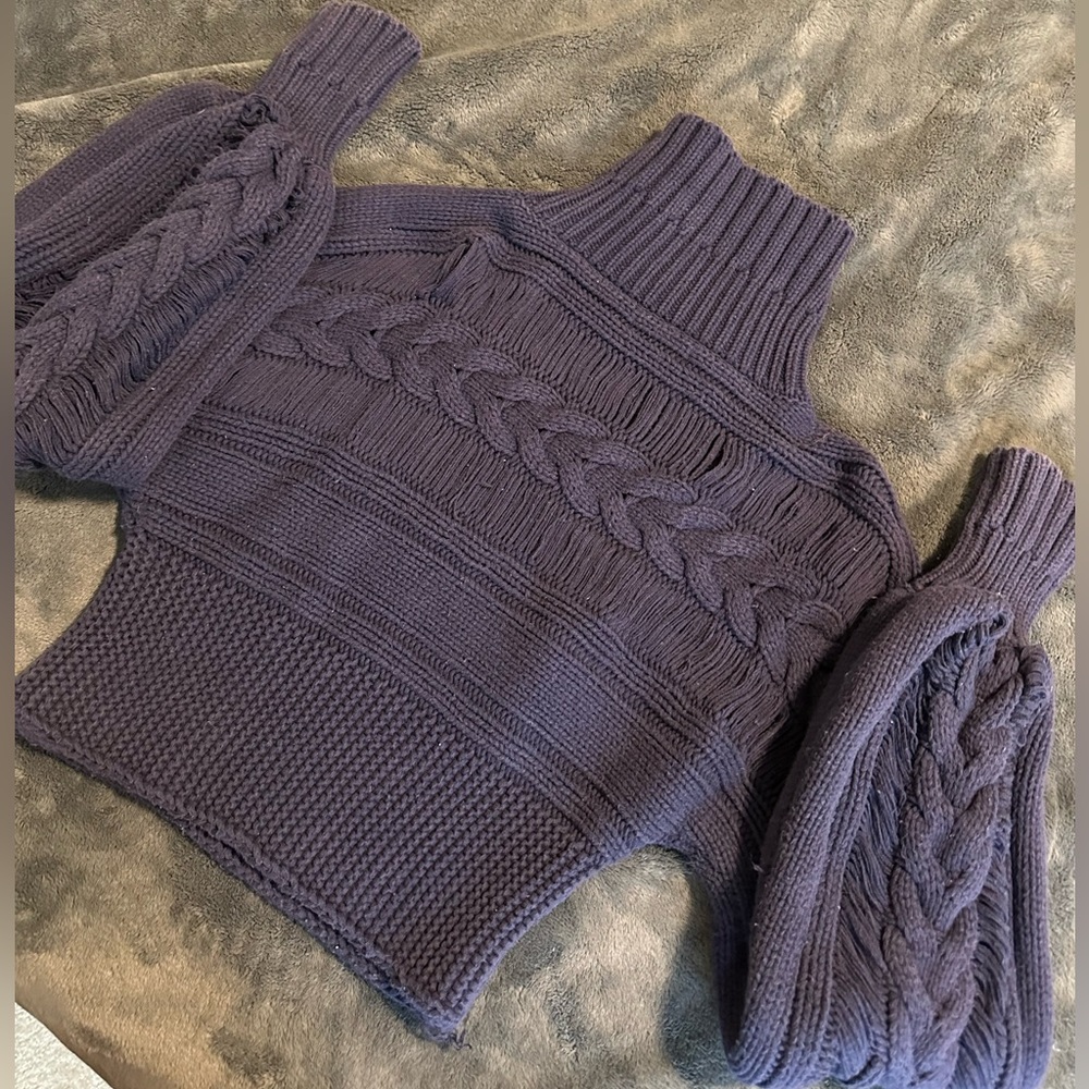 Navy Oversized Crop sweater